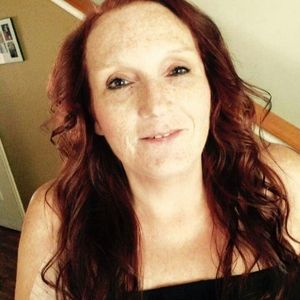 Meet your Posher, Debi